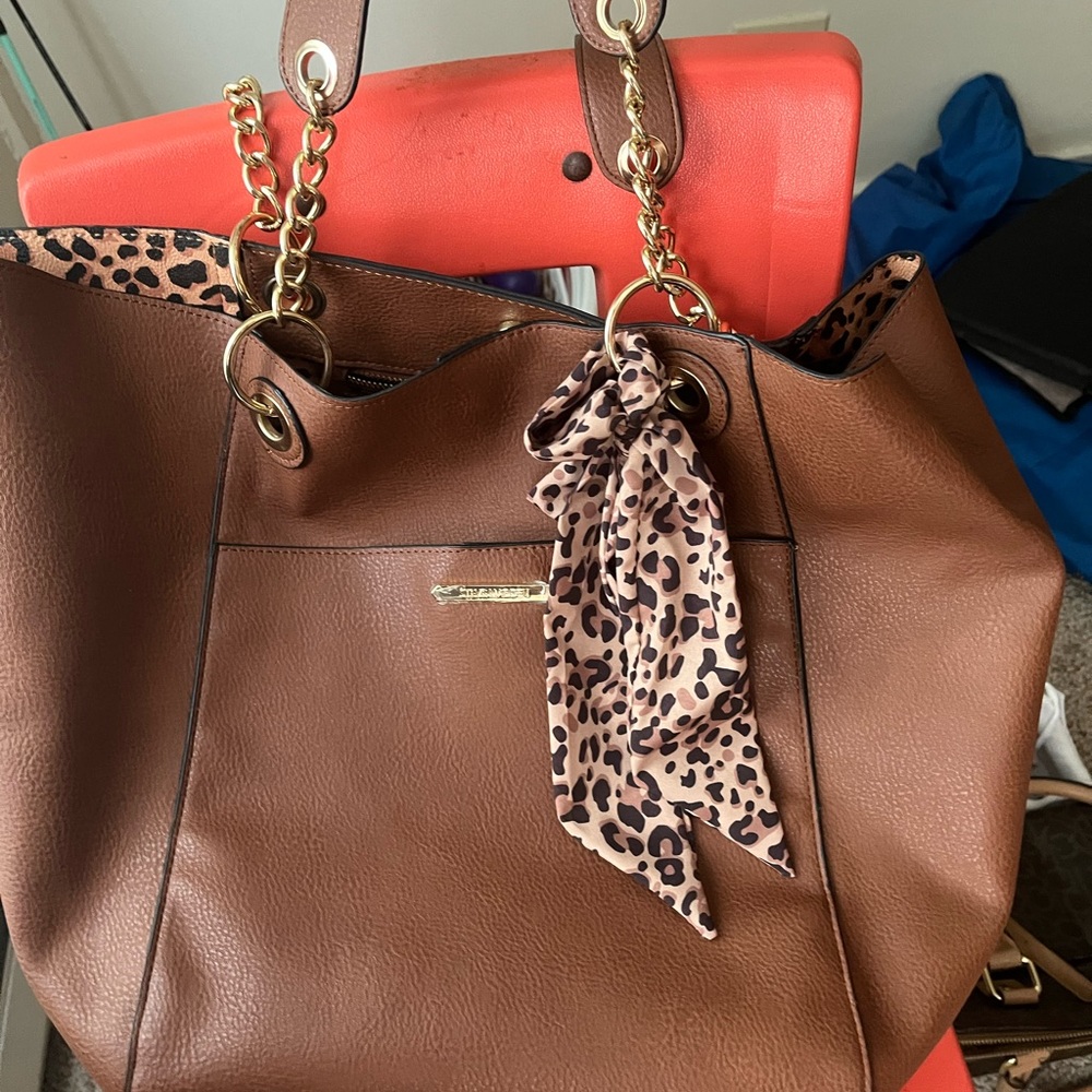Large Steve Madden purse